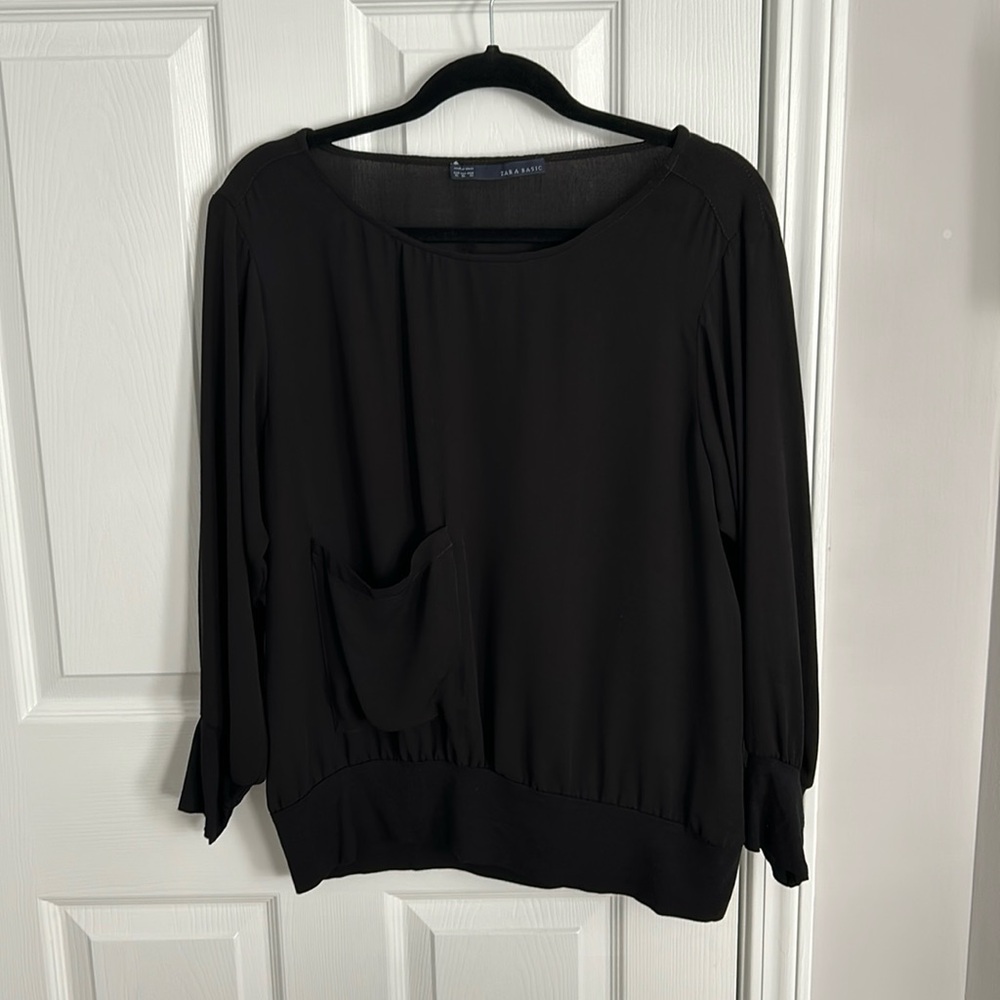 Zara Xl sheer top w/ pocket detail. 3/4 length sleeves. Banded - sleeve & waist